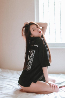 许仙当着白娘子曹小青